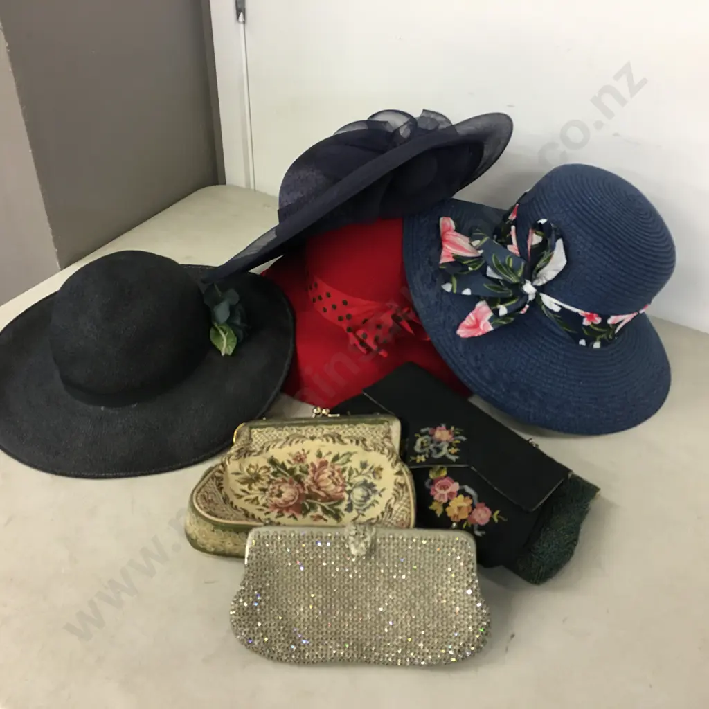 Selection Of Vintage Ladies Hats Image 1++